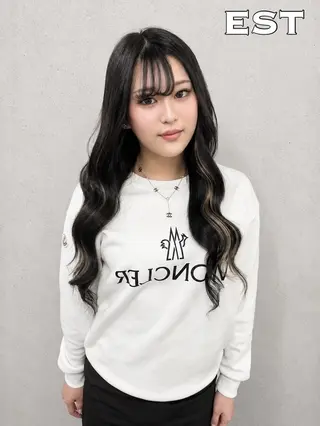 カラー ロング KAZU TACKYのヘアスタイル