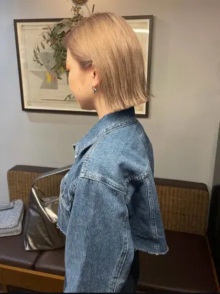 ショート カラー ボブ/ミディアム RIONAのヘアスタイル