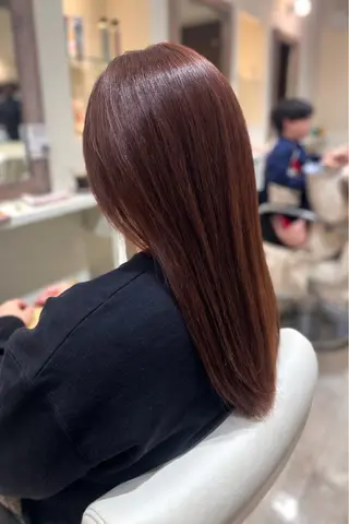 ミディアム NICCOLO室見 Erinaのヘアスタイル