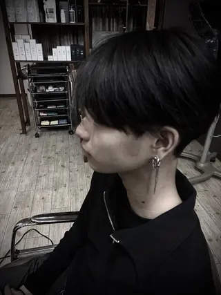 ショート メンズ 平野 友誠のヘアスタイル