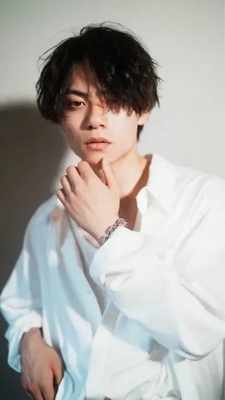 ミディアム パーマ メンズ &グループ代表取締役 KOHEIのヘアスタイル