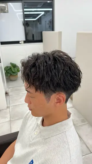 ショート パーマ メンズ 🏆メンズヘア特化 🥇代表りんぺーのヘアスタイル