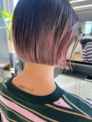 ショート カラー レイヤーカット/ 酸性ストレート梅田のヘアスタイル