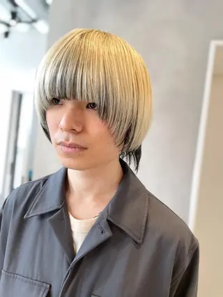 ショート カラー ハイトーン×レイヤー ／遠藤将太のヘアスタイル