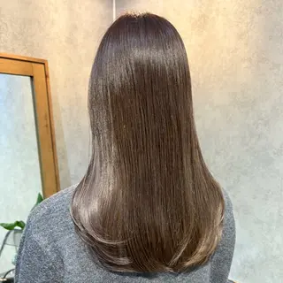 ロング レイヤーカット/ ハイライト　千咲季のヘアスタイル