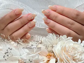 ネイル ✨Nailsalon Vi+✨のネイルデザイン