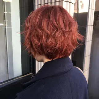 ショート SAKINO. ベージュカラーのヘアスタイル