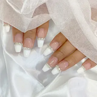 ネイル Lim nail🤍 Ayaのネイルデザイン