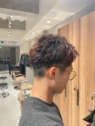 メンズ kou🌥️レイヤー /艶カラーのヘアスタイル