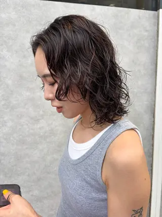 ショート パーマ 小関 仁晴のヘアスタイル