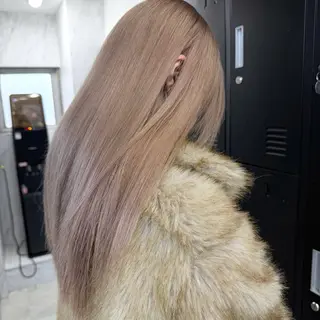 ロング カラー シールエクステ特化 ハイトーン、NANAのヘアスタイル