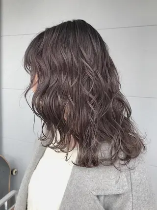 セミロング カラー ヘアアレンジ lani ブリーチ /ダブルカラーのヘアスタイル