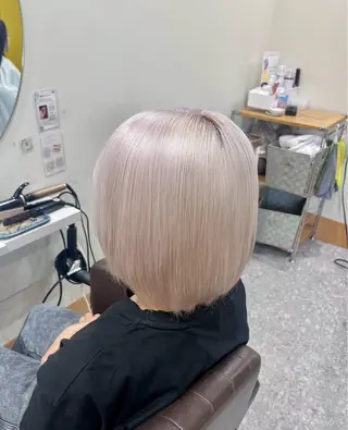 ショート 角田 満帆のヘアスタイル