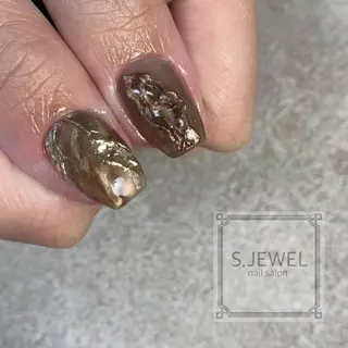 ネイル S. JEWELのネイルデザイン