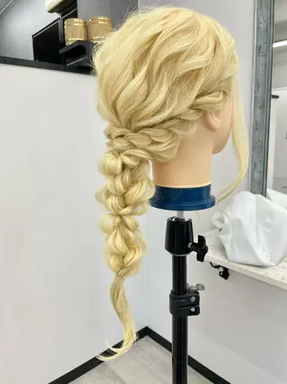 ヘアアレンジ オノ アカネのヘアスタイル