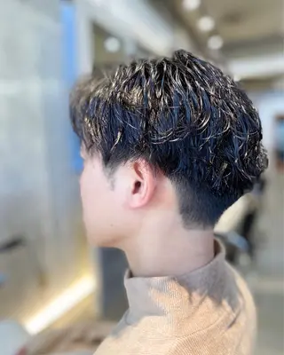 ショート パーマ 内田 浩一朗のヘアスタイル