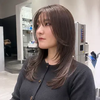 セミロング 石井良典 髪質改善のヘアスタイル