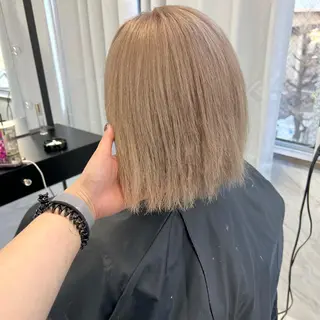 ミディアム カラー シールエクステ特化 ハイトーン、NANAのヘアスタイル