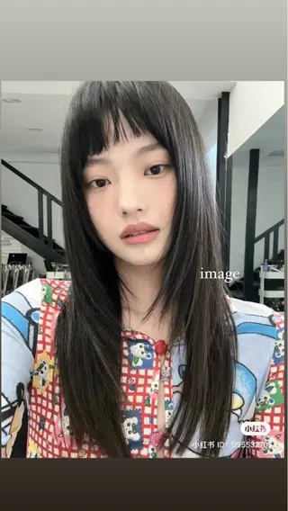 カラー 透明感ベージュ🤎 ナチュラルレイヤーのヘアスタイル