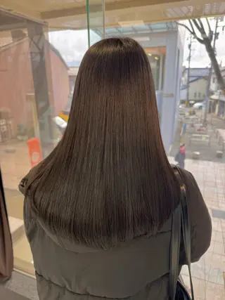 セミロング カラー ナチュラルに目を惹く デザイン/KOHNOのヘアスタイル