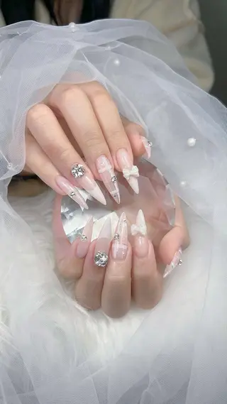 ネイル Mio_ Noiranailのネイルデザイン