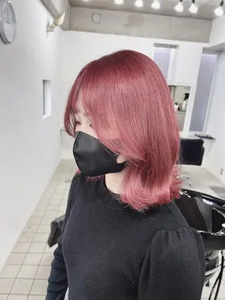 ロング カラー ヘアアレンジ LuciA エクステカラーのヘアスタイル