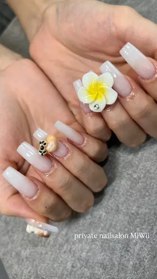 ネイル 𝐧𝐚𝐢𝐥 𝐌𝐢𝐖𝐢𝐢のネイルデザイン