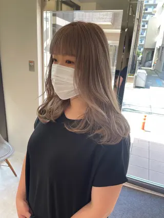 ロング カラー * 透明感カラー c h i h o *のヘアスタイル
