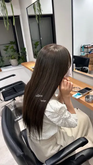 ロング カラー naturalカラー / Rukaのヘアスタイル
