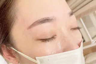 アイブロウ STELLA kiyoeのマツエク・マツパデザイン