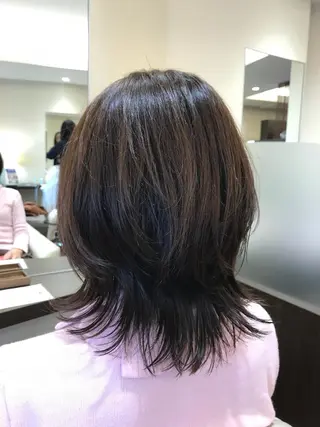 ミディアム カラー 池田 寿子のヘアスタイル
