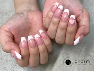 ネイル ネイルルーム チャームのネイルデザイン