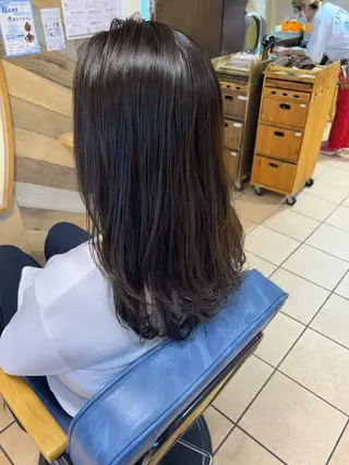 ロング 骨格矯正カット🫧 🧸MOMOEのヘアスタイル