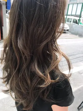 ロング さの あやねのヘアスタイル