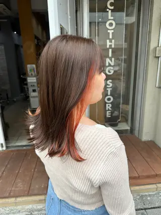 ミディアム miloc MOMOKAのヘアスタイル