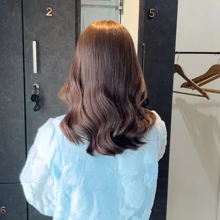 カラー 本木下朋花/髪質 改善×ダブルカラーのヘアスタイル