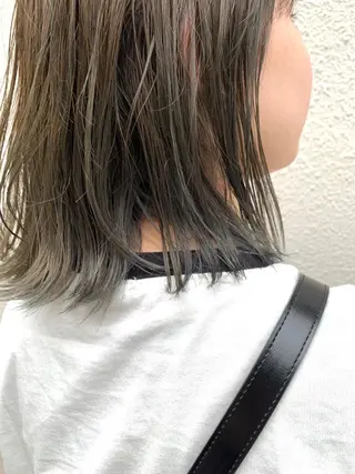 ミディアム カラー よしだ とおいのヘアスタイル