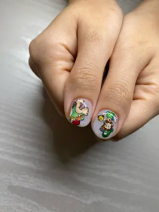 ショート カラー ネイル Nailsalon Calmeのネイルデザイン