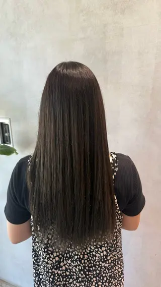 ロング FUKA /透明感 カラー/ダブルカラーのヘアスタイル