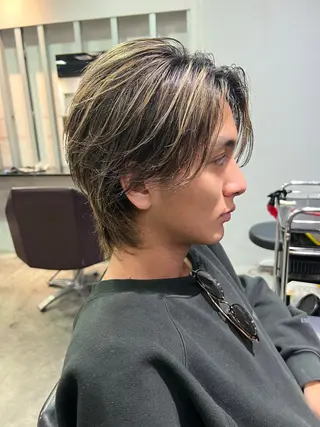 パーマ メンズ 🌟小顔レイヤー× 赤み消し透明感カラーのヘアスタイル