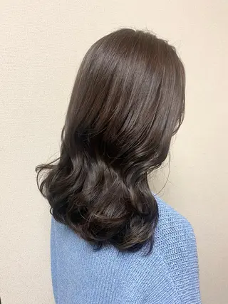 ミディアム 原 朱莉のヘアスタイル