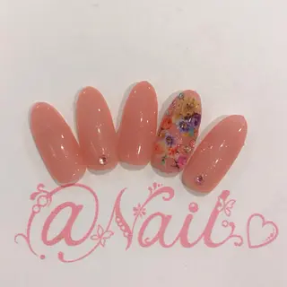 ネイル 小尾 栞のネイルデザイン