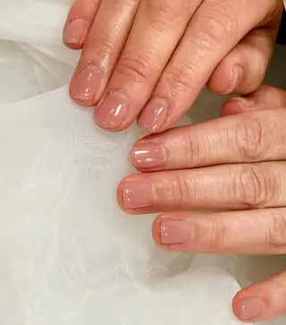 ショート イレジスティブル ネイルズのネイルデザイン