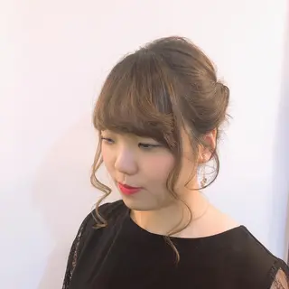 ミディアム ヘアアレンジ 塩崎 春香のヘアスタイル