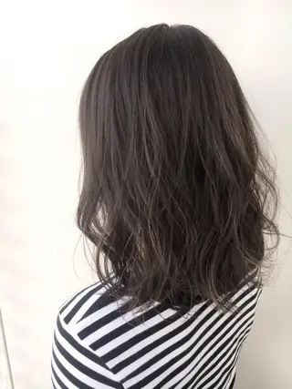 ミディアム カラー パーマ ヘアアレンジ Zina福岡天神🪞 髪質改善🪞レイヤーのヘアスタイル