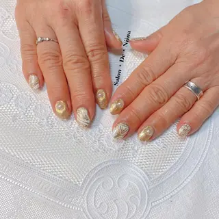 ネイル ボディビルダーSal on.DeNiinaのネイルデザイン
