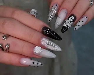 ネイル エリ🫧 nail池袋東口のネイルデザイン
