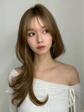 ロング カラー 顔まわりの神様✨ 透明感カラー藤嶋秀幸のヘアスタイル