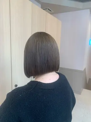カラー AYATO 'のヘアスタイル