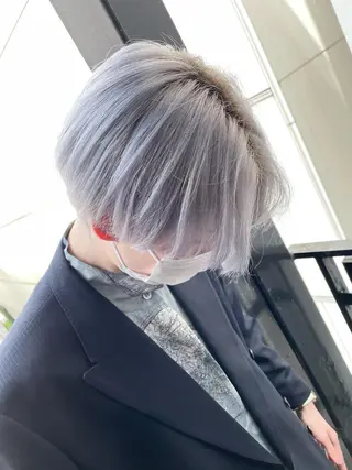 ショート カラー メンズ ハイトーン×レイヤー ／遠藤将太のヘアスタイル